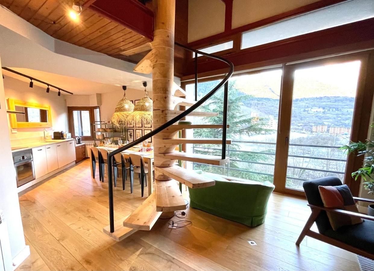 Tuca - Triplex Priviletge Con Encanto Vielha Exterior photo